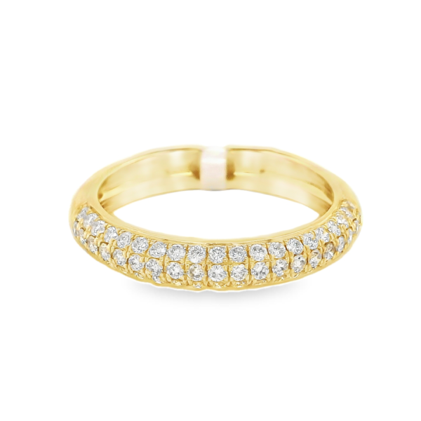 Elegant Gold Diamond Ring