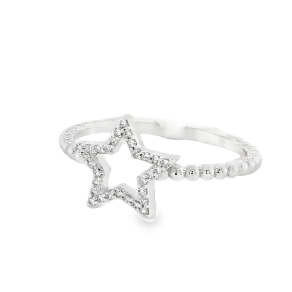 Star Diamond Ring