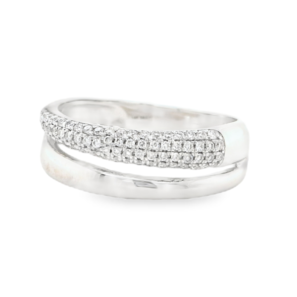 White Gold and Diamond Ring